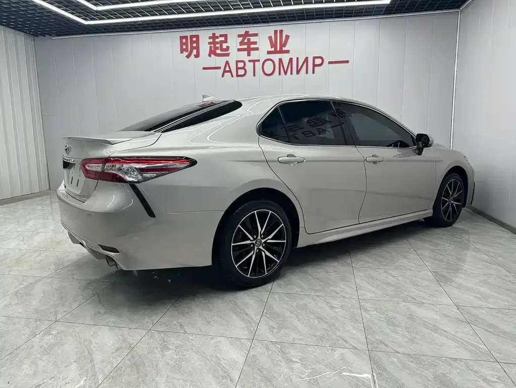 Toyota Camry 2022 из CN, фото 7