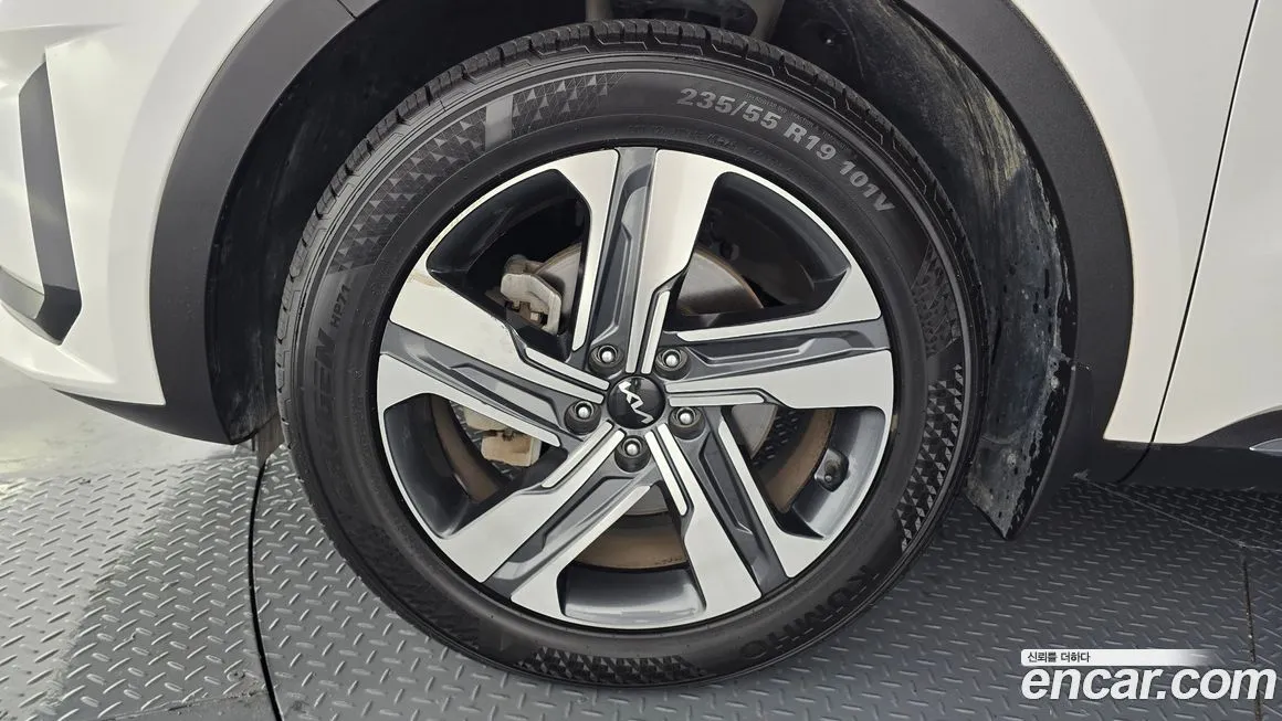 Kia Sorento — фото 5