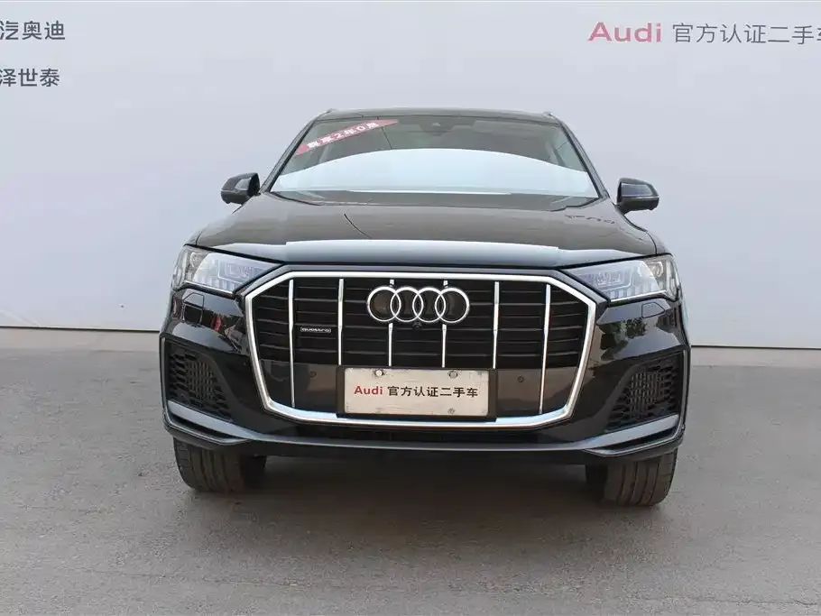Audi Q7 2021 из CN, фото 4