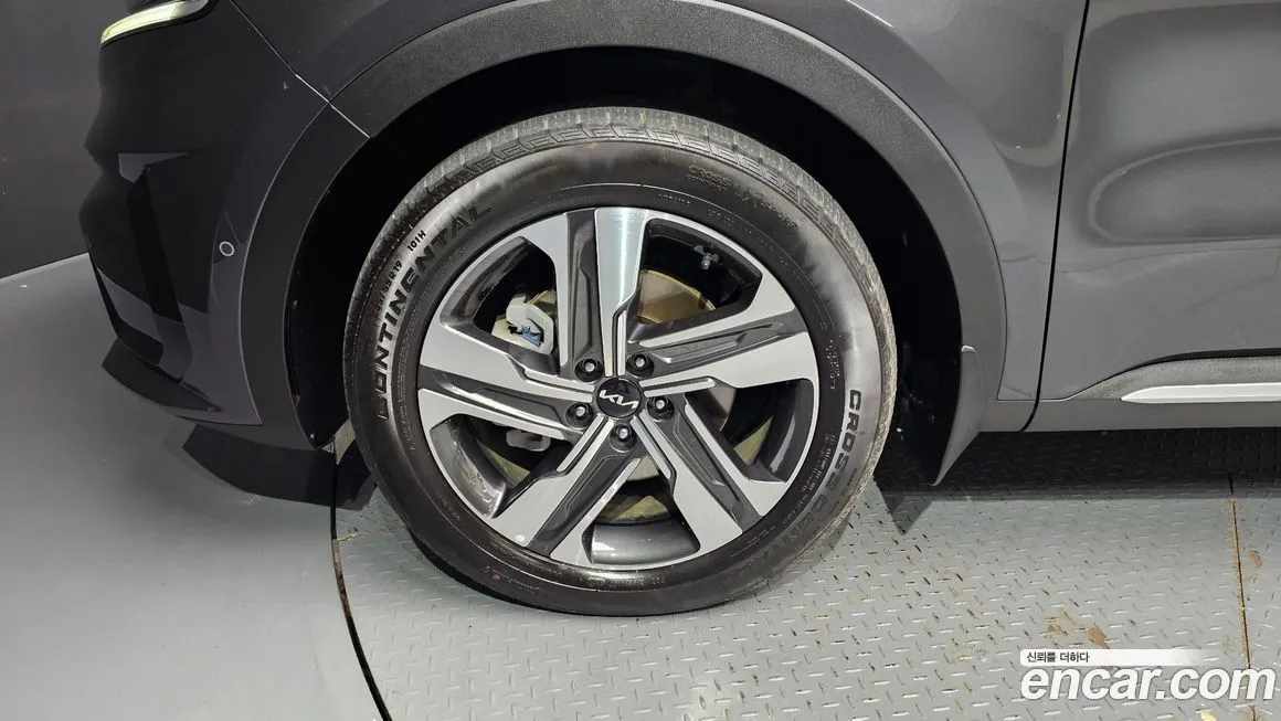 Kia Sorento — фото 5