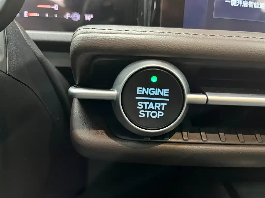 Ford Edge 2024 из CN, фото 4