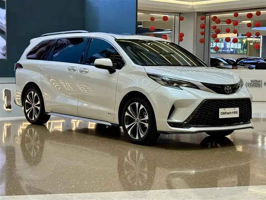 Toyota Granvia 2024 из CN, фото 3