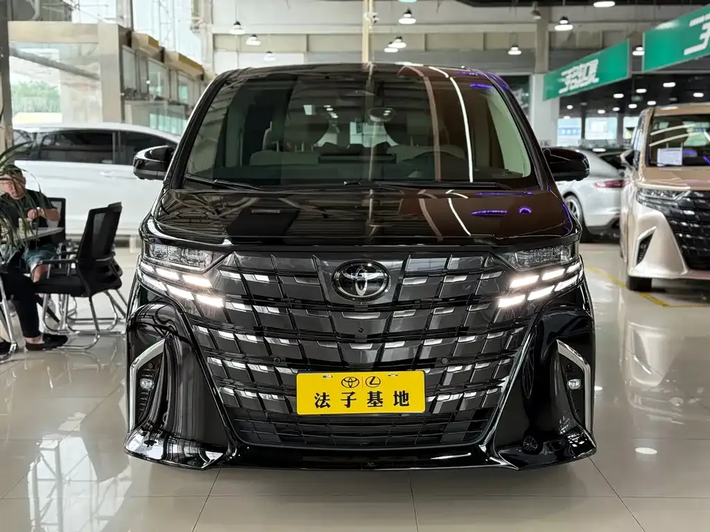 Toyota Alphard 2025 из CN, фото 2