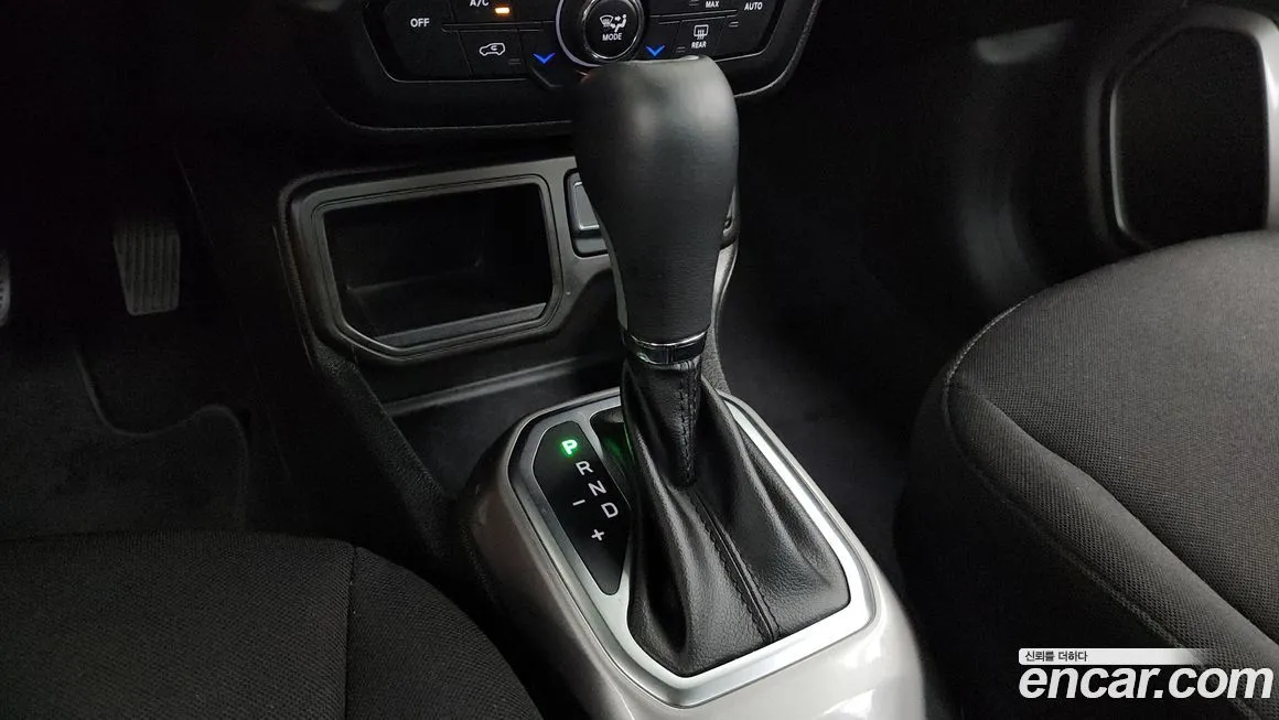 Jeep Renegade 2022 из KR, фото 9