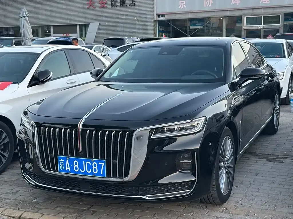 Hongqi H9 — фото 1