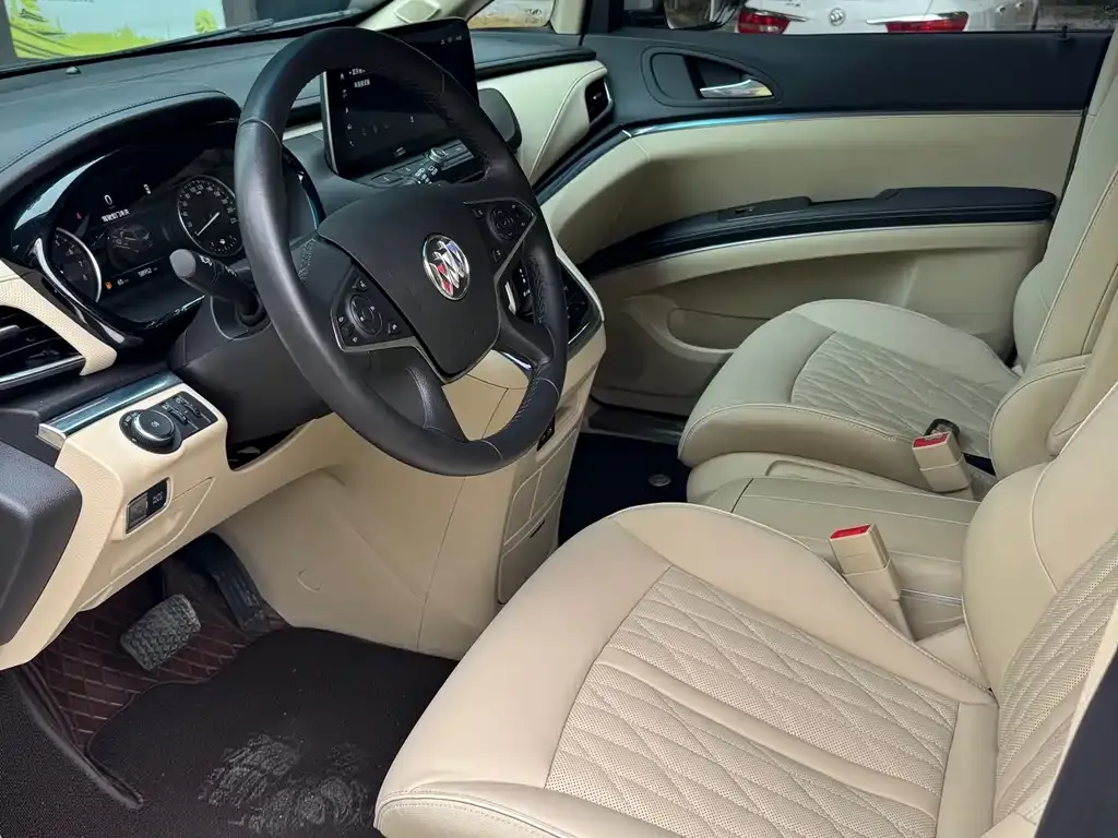 Buick GL8 2023 из CN, фото 8