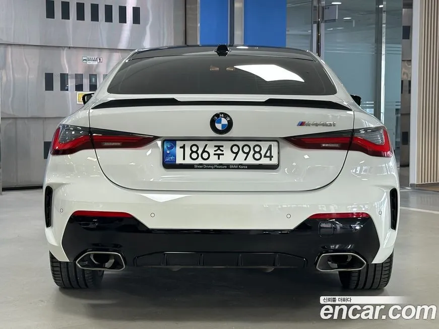 BMW 4-Series 2024 из KR, фото 4