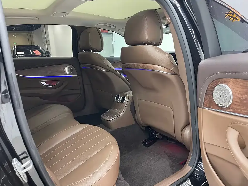 Mercedes-Benz E-Class 2023 из CN, фото 10