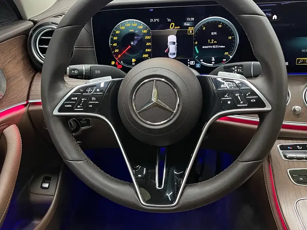 Mercedes-Benz E-Class 2023 из CN, фото 4