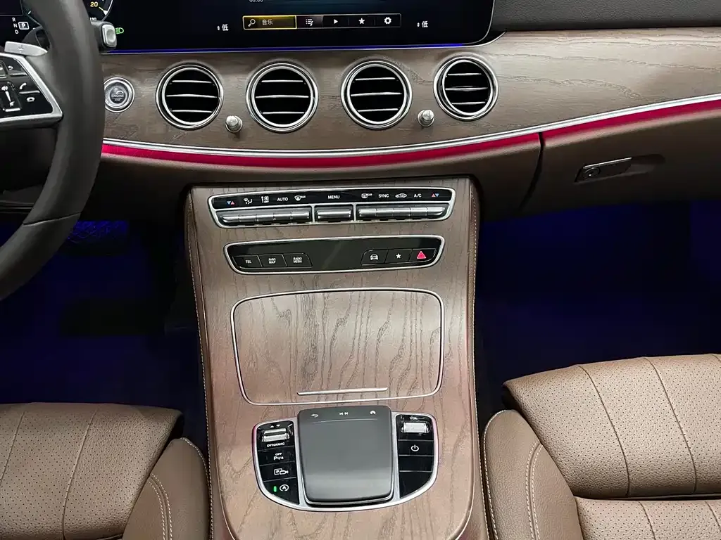 Mercedes-Benz E-Class 2023 из CN, фото 6