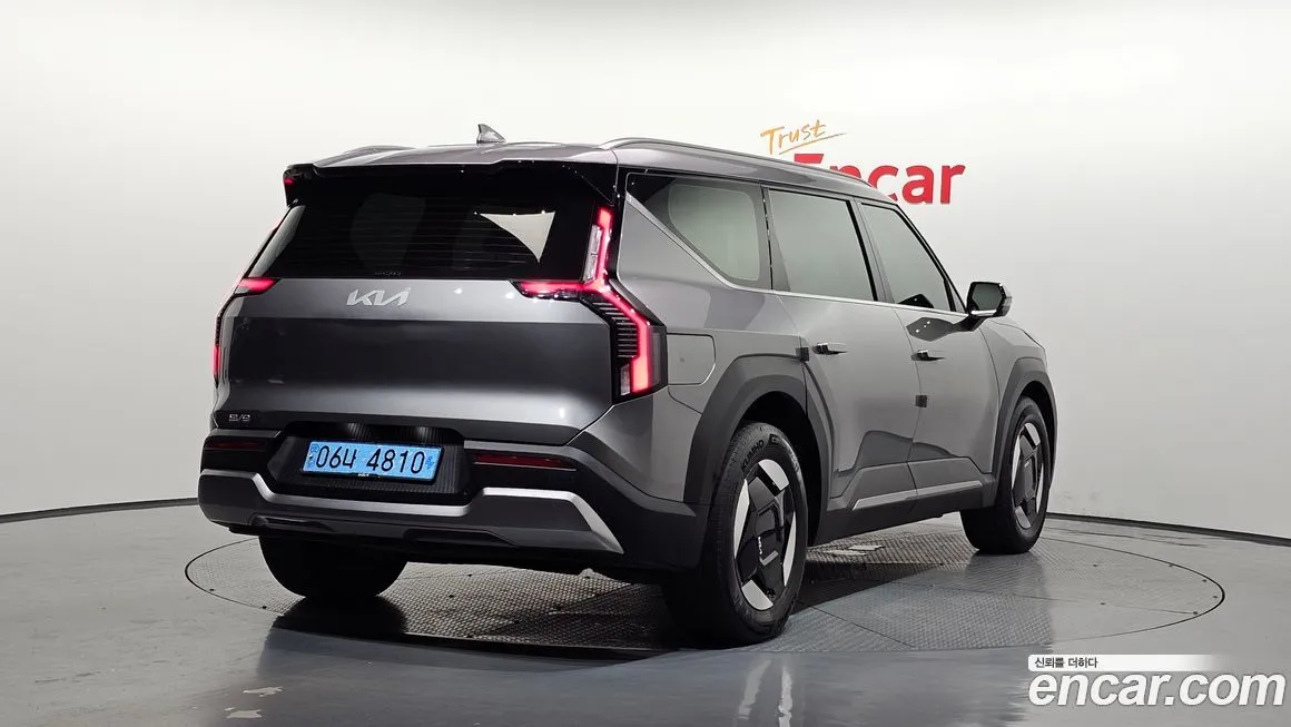Kia EV9 2024 из KR, фото 2