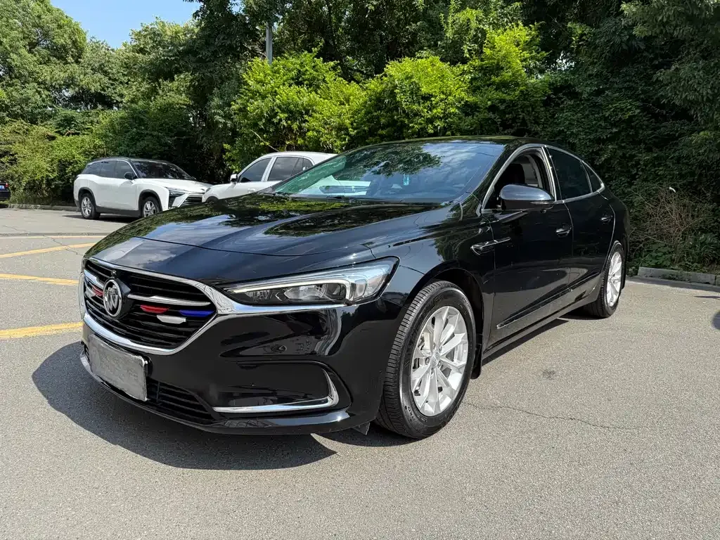 Buick LaCrosse 2023 из CN, фото 1
