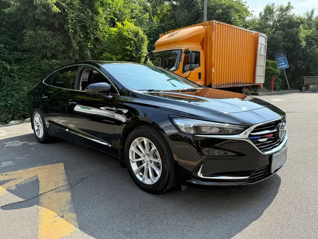 Buick LaCrosse 2023 из CN, фото 3
