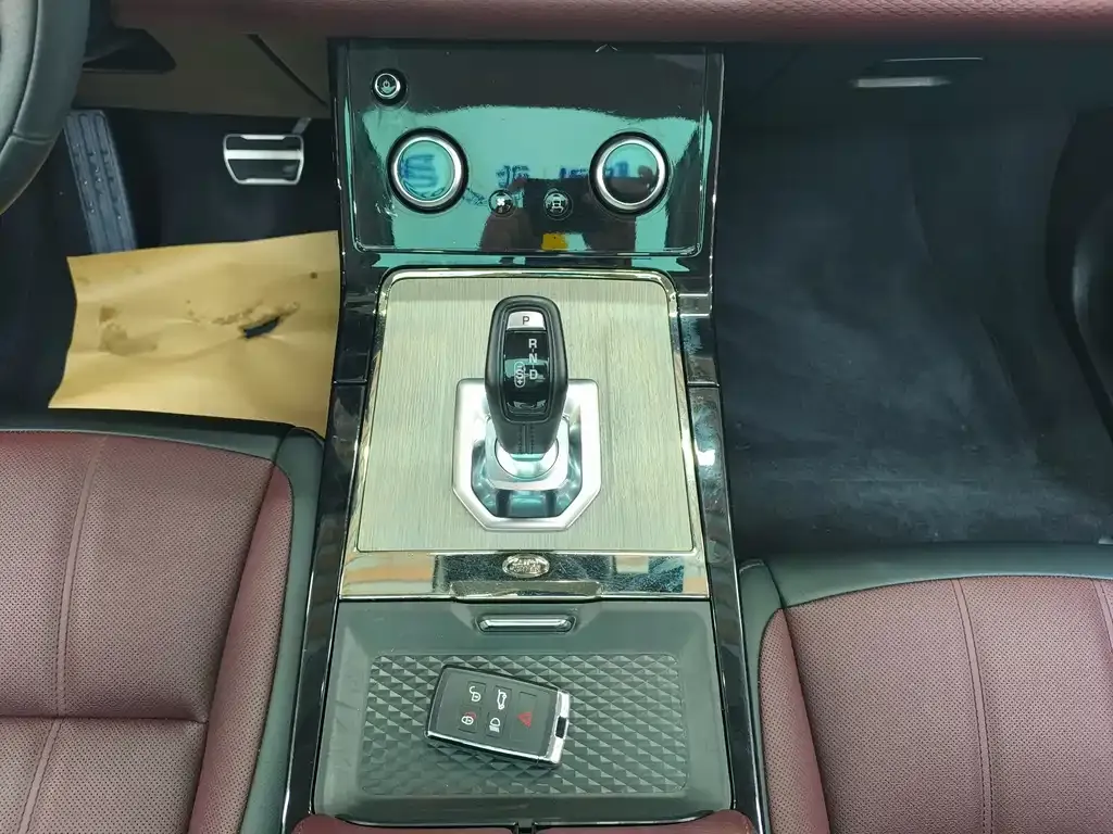 Land Rover Evoque 2022 из CN, фото 8