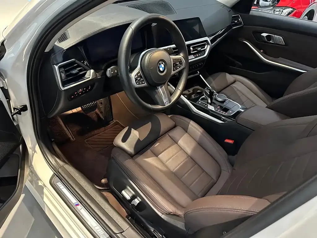 BMW 3 Series 2021 из CN, фото 7