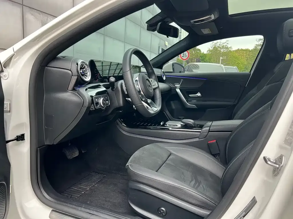 Mercedes-Benz A-Class 2021 из CN, фото 5