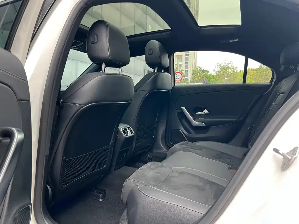 Mercedes-Benz A-Class 2021 из CN, фото 7