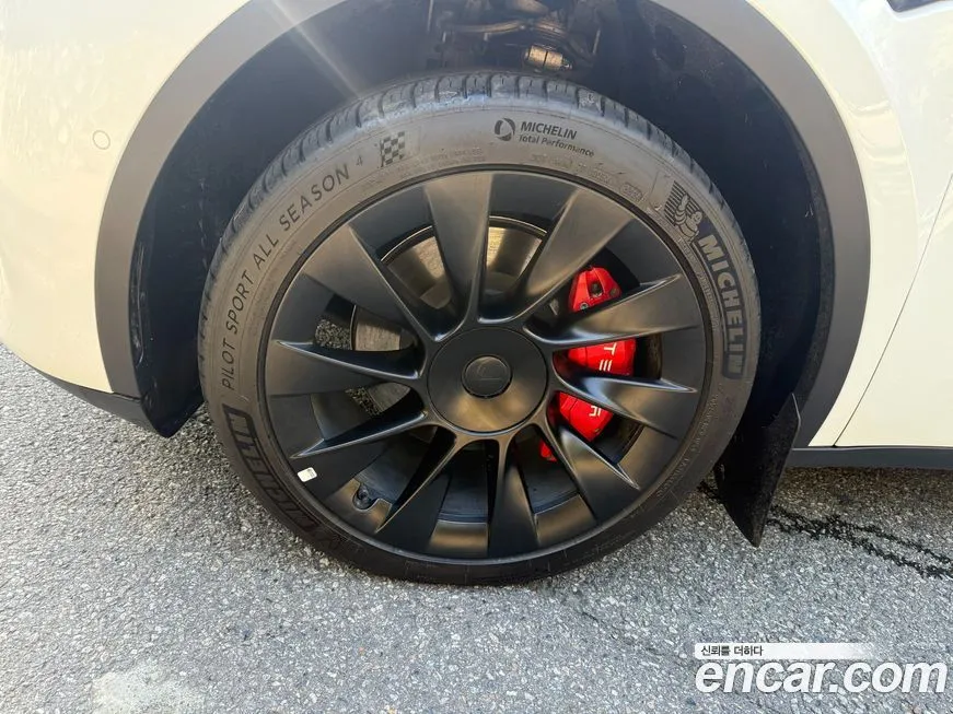 Tesla Model Y 2022 из KR, фото 9