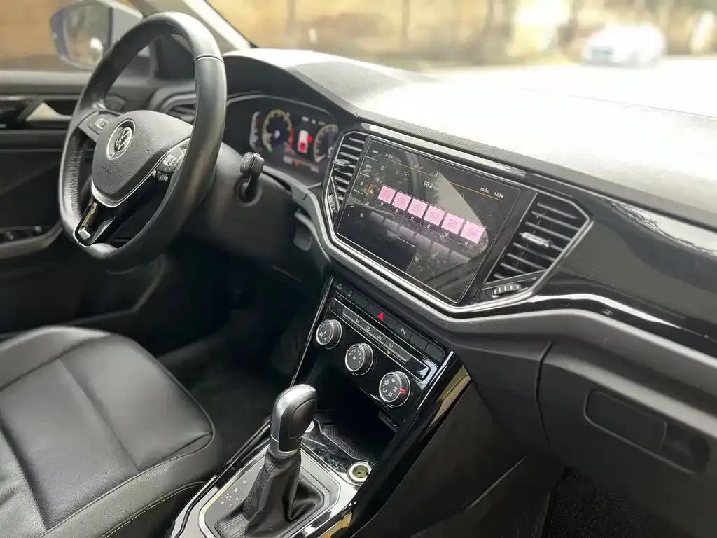 Volkswagen T-Roc 2022 из CN, фото 8