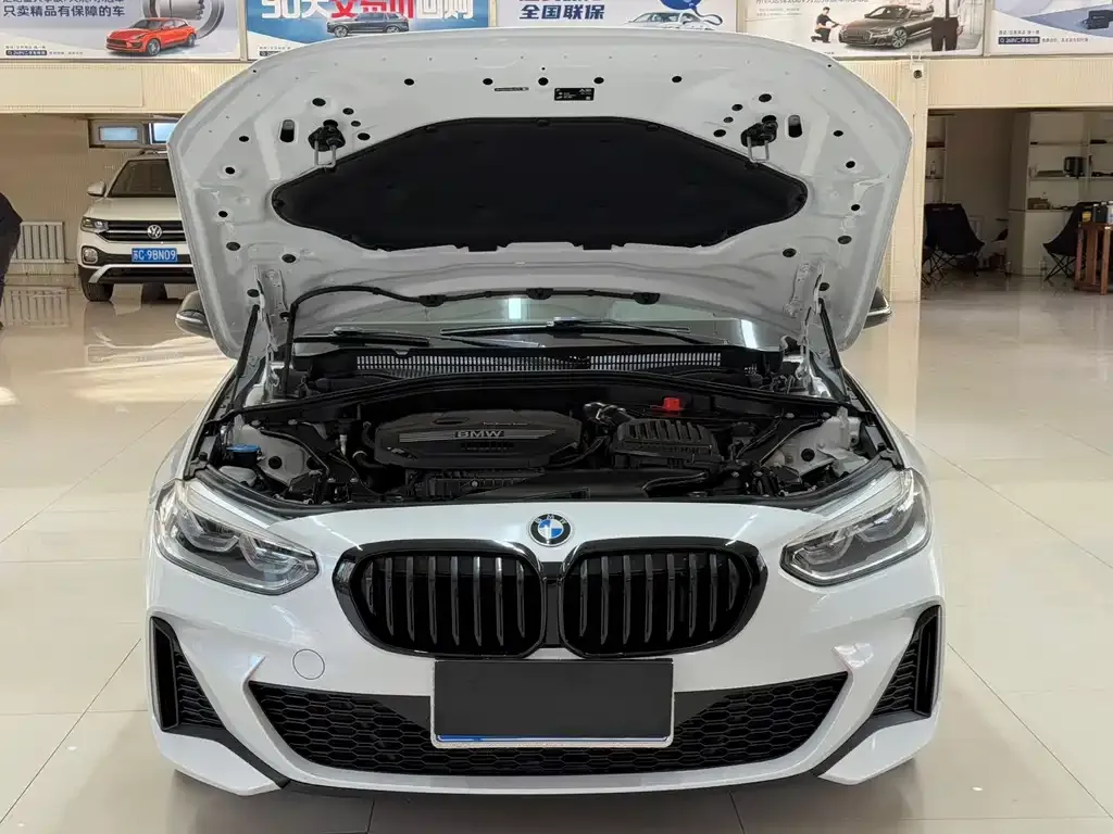BMW 1 Series 2021 из CN, фото 7