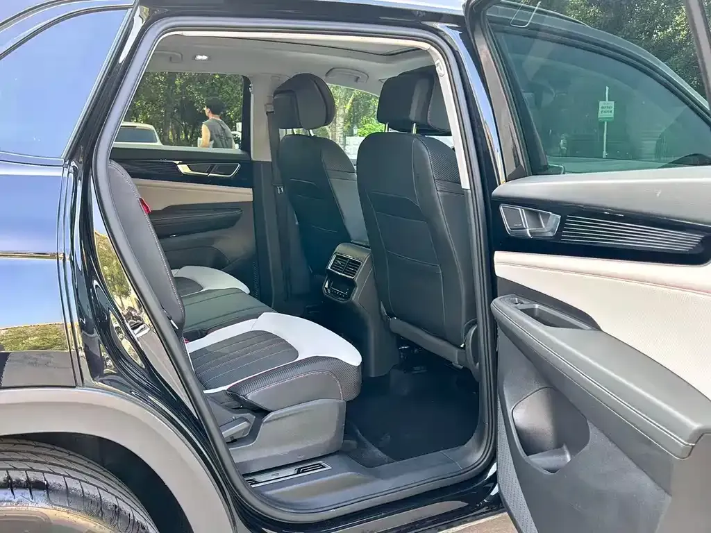Volkswagen Teramont 2024 из CN, фото 8