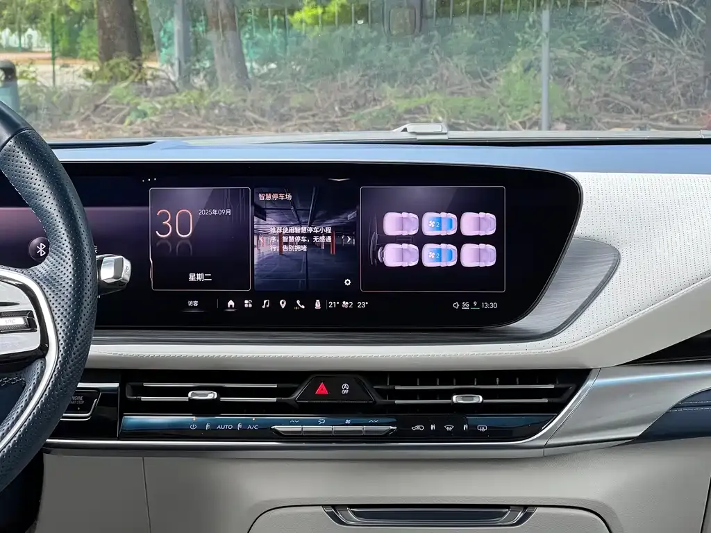 Buick Century 2024 из CN, фото 10