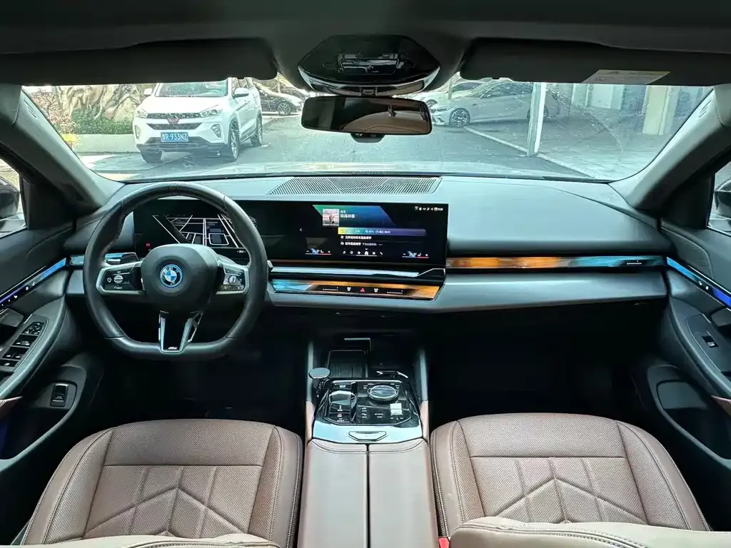 BMW i5 2024 из CN, фото 5