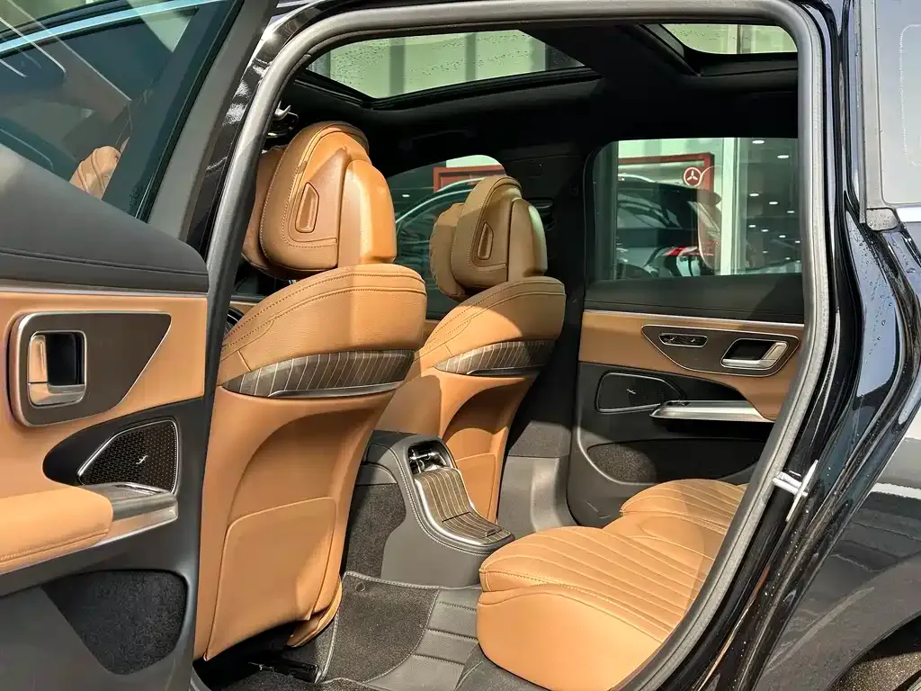 Mercedes-Benz E-Class 2025 из CN, фото 10