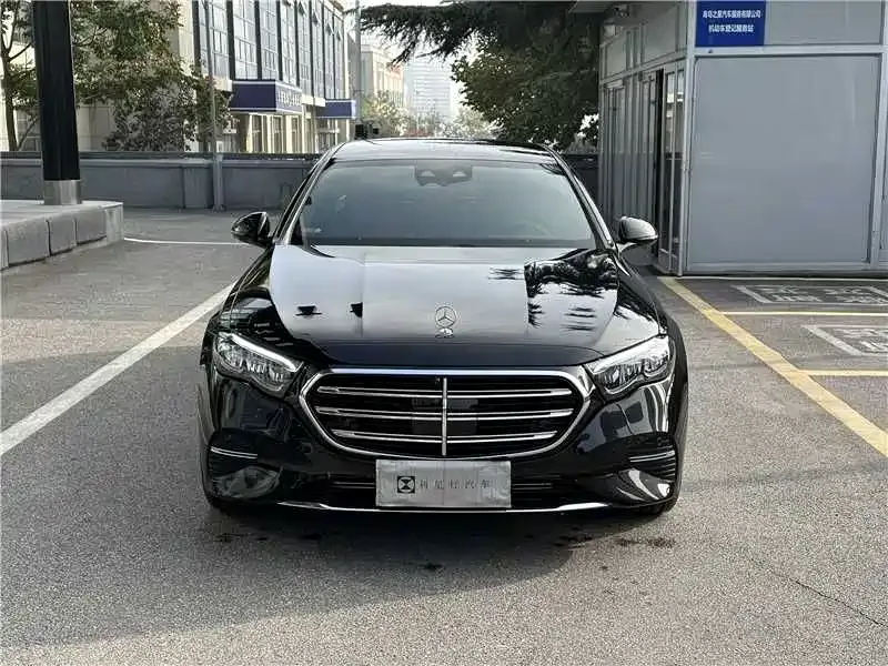 Mercedes-Benz E-Class 2025 из CN, фото 2