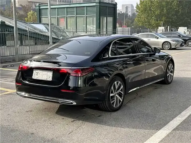 Mercedes-Benz E-Class 2025 из CN, фото 4