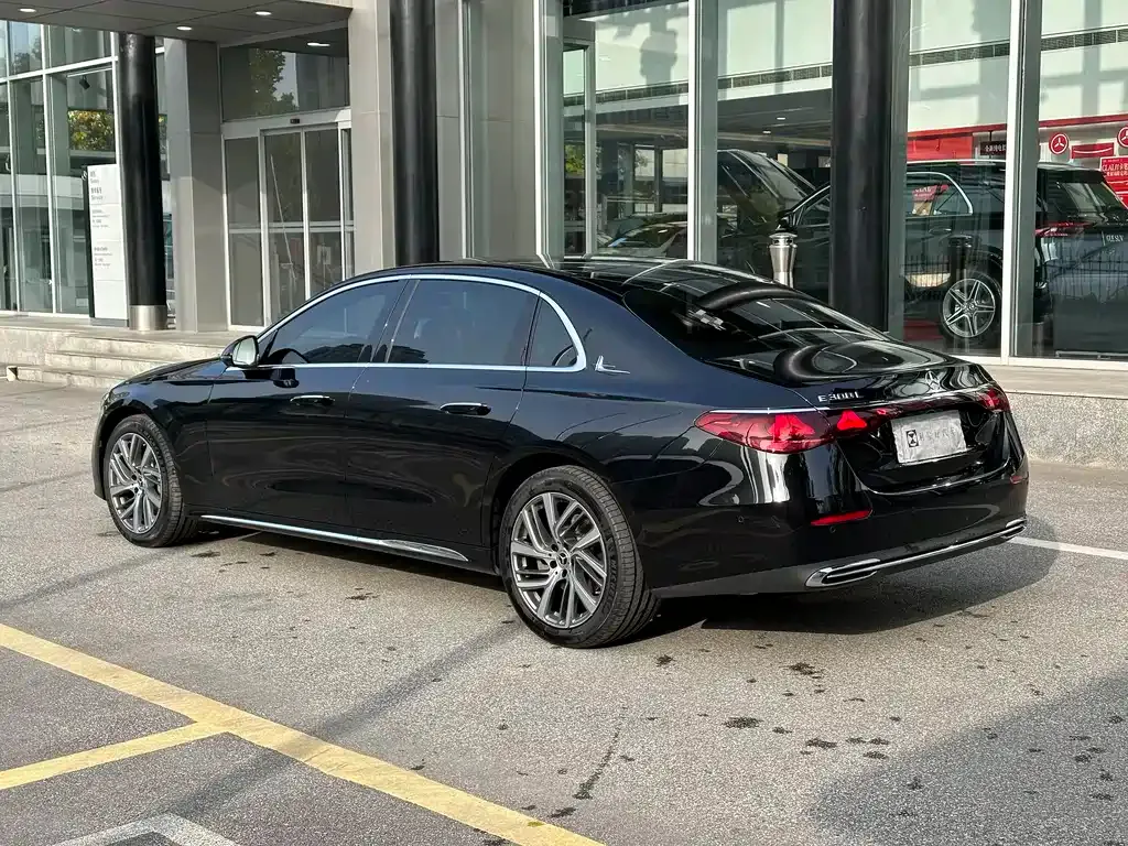 Mercedes-Benz E-Class 2025 из CN, фото 6