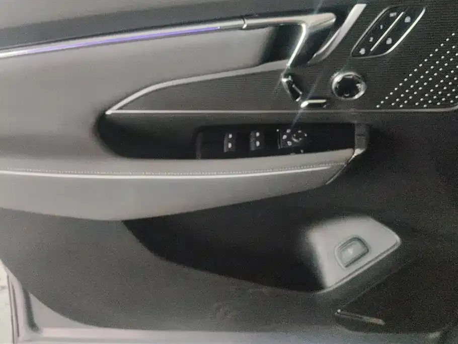 Buick E5 2025 из CN, фото 7