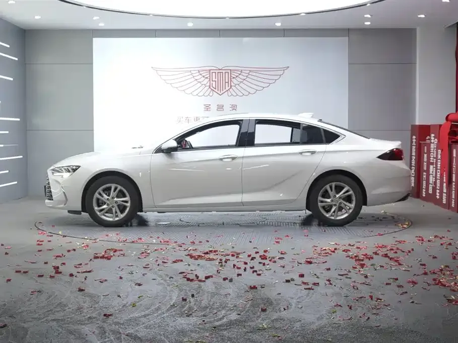 Buick Regal 2024 из CN, фото 2