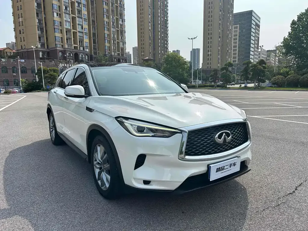 Infiniti QX50 2021 из CN, фото 3