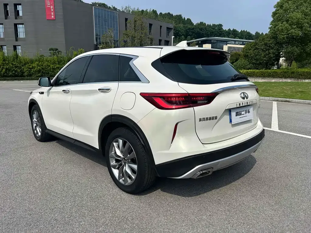 Infiniti QX50 2021 из CN, фото 7