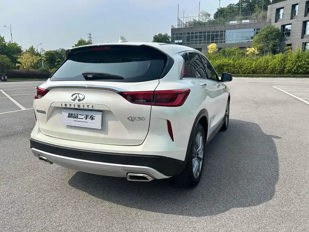Infiniti QX50 2021 из CN, фото 9