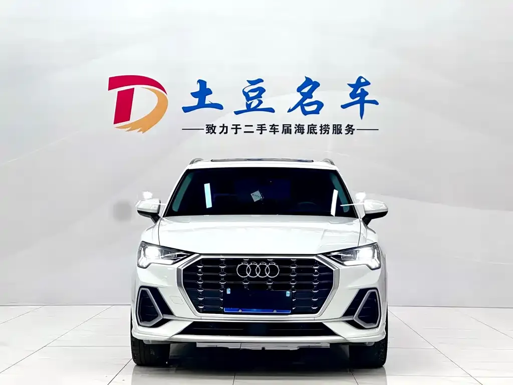 Audi Q3 2022 из CN, фото 2