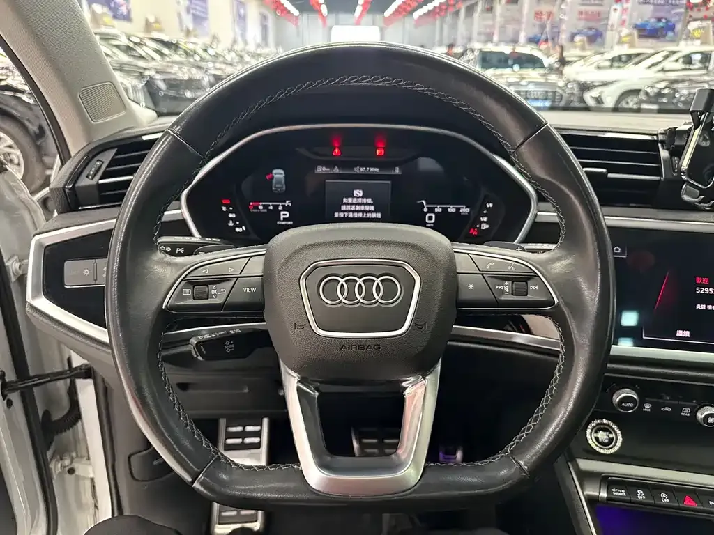Audi Q3 2022 из CN, фото 8