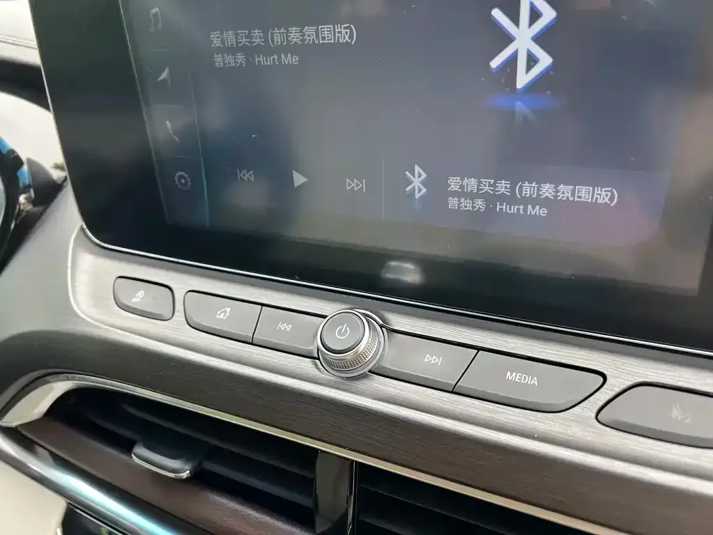 Buick GL8 2021 из CN, фото 9