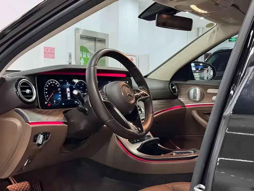 Mercedes-Benz E-Class 2021 из CN, фото 4