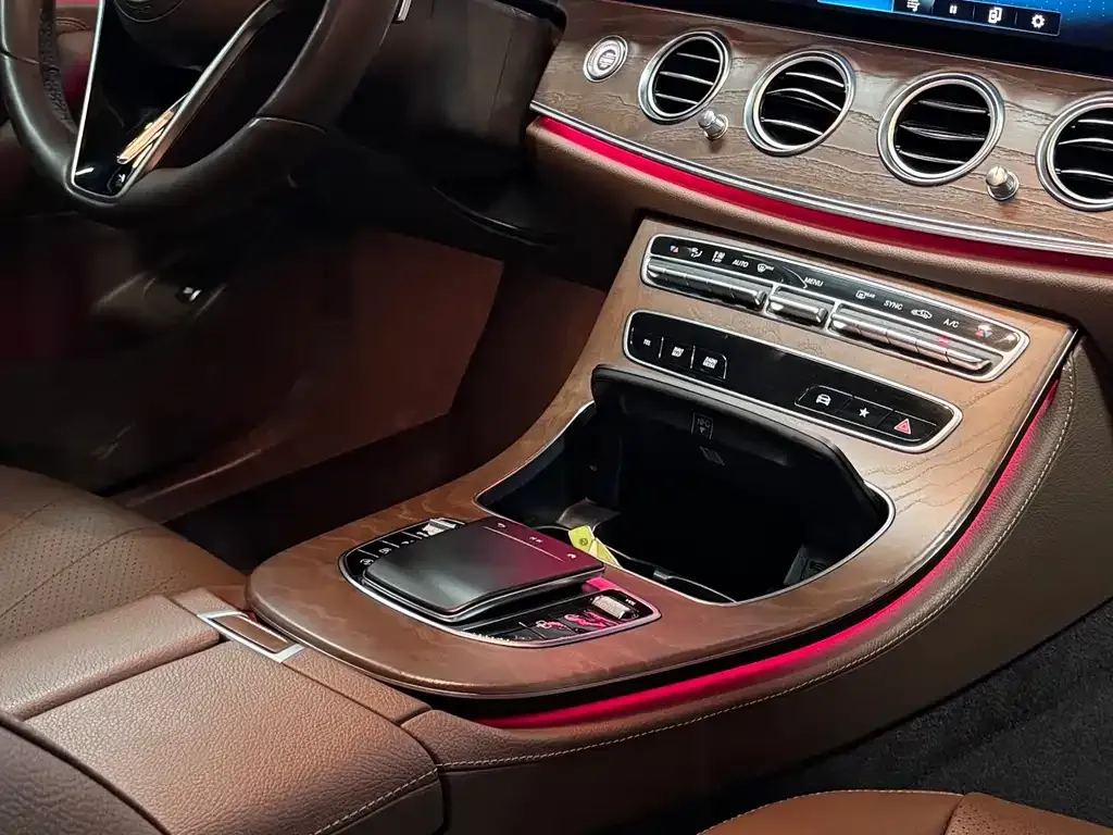Mercedes-Benz E-Class 2021 из CN, фото 9
