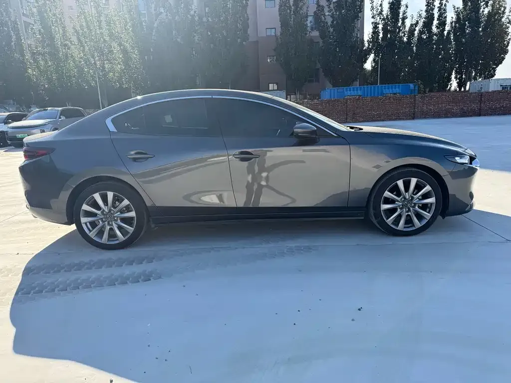 Mazda 3 Axela 2021 из CN, фото 4