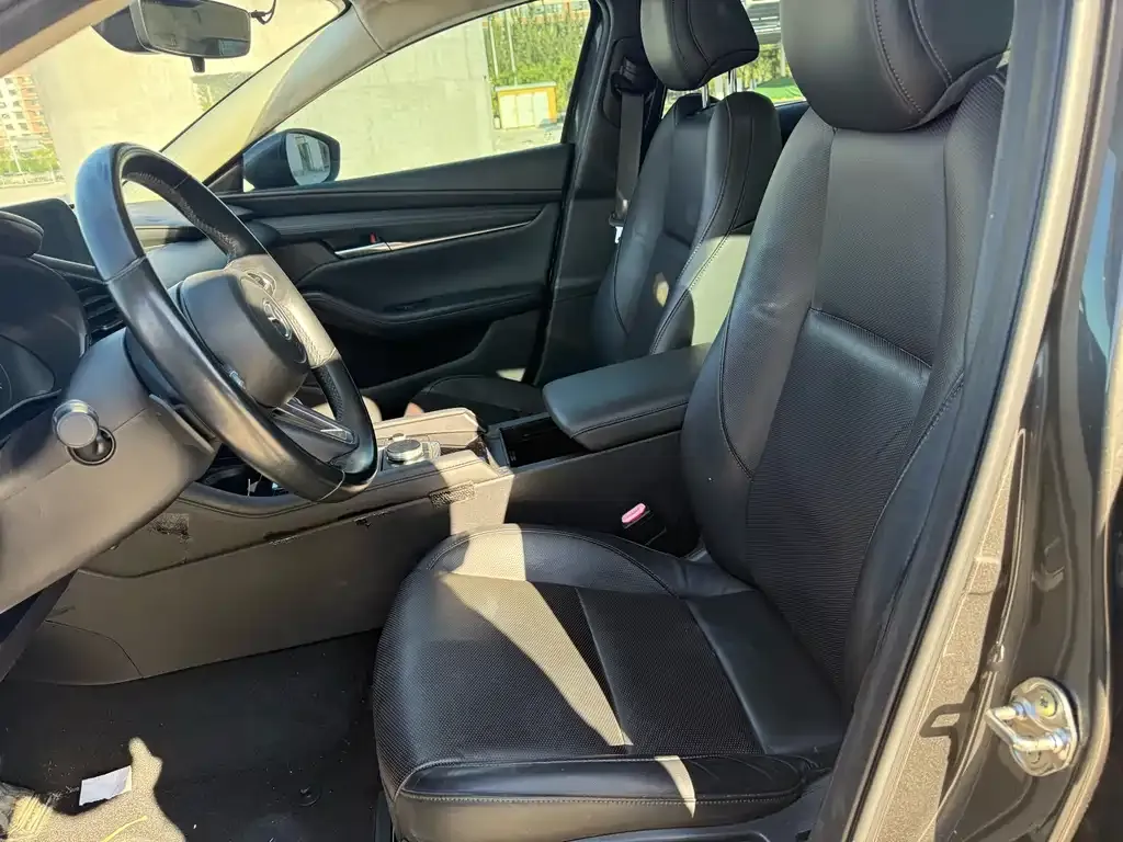 Mazda 3 Axela 2021 из CN, фото 9