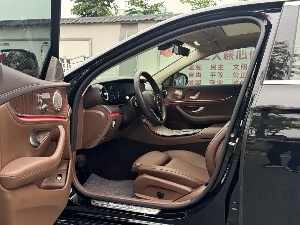 Mercedes-Benz E-Class 2022 из CN, фото 5
