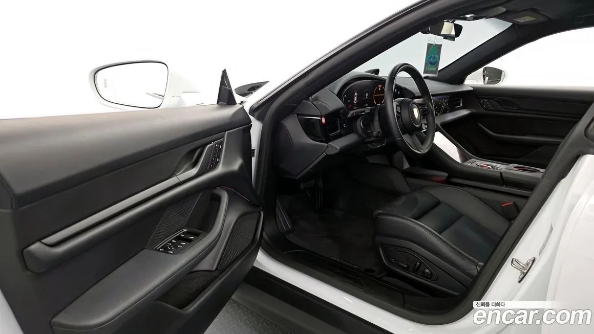 Porsche Taycan 2023 из KR, фото 10