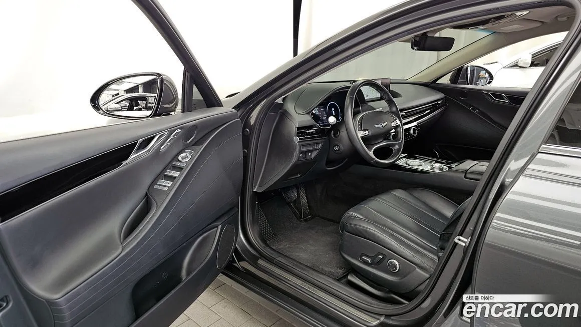 Genesis G80 — фото 10