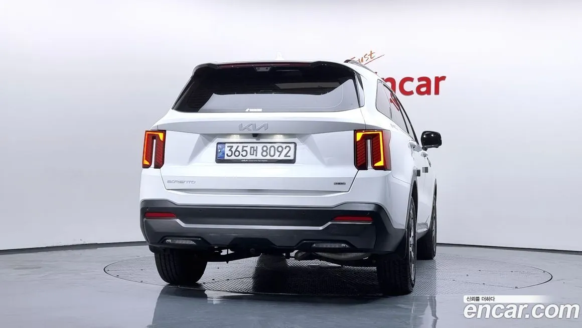 Kia Sorento — фото 4
