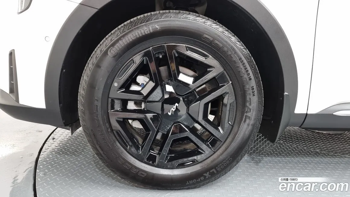 Kia Sorento — фото 5