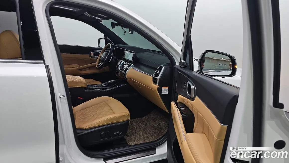 Kia Sorento — фото 10