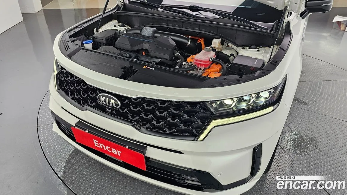 Kia Sorento — фото 6